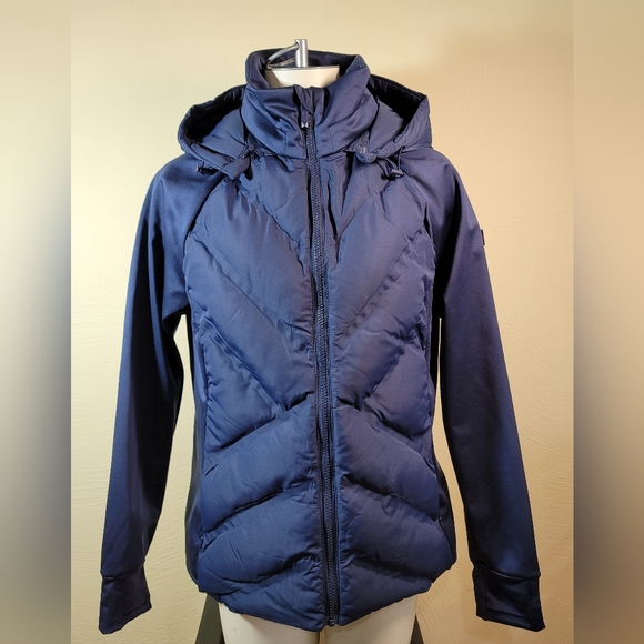 NWT BCBG MaxAzria Eco-Friendly Fill Water Resistant Light Jacket with Ho… - Picture 1 of 11